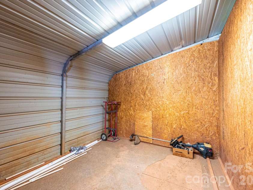 2681 Tumbleweed Drive, Lenoir, NC 28645.  MLS# CAR4362488, YatesRealty ID 22737. 