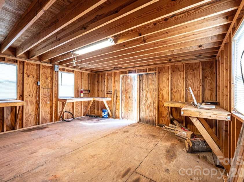2681 Tumbleweed Drive, Lenoir, NC 28645.  MLS# CAR4362488, YatesRealty ID 22737. 