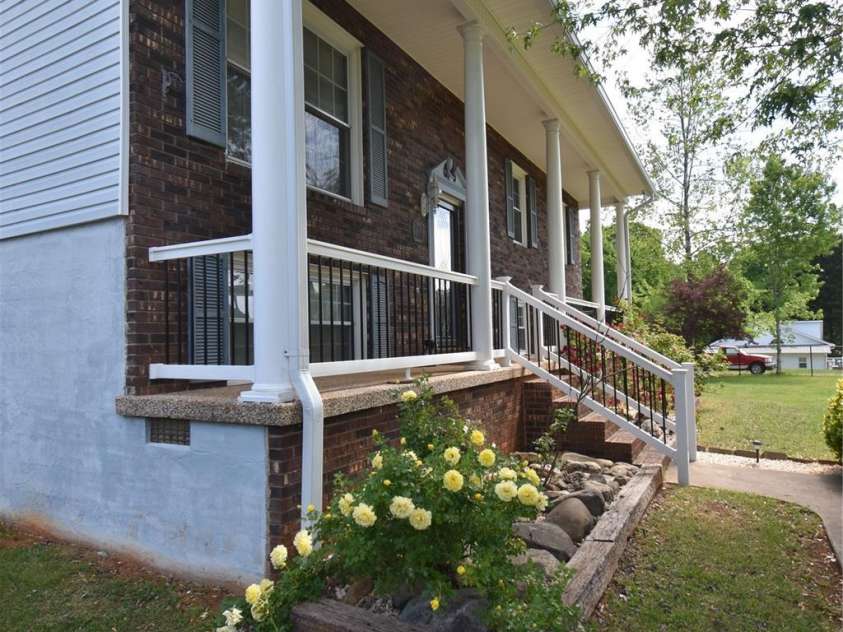2681 Tumbleweed Drive, Lenoir, NC 28645.  MLS# CAR4362488, YatesRealty ID 22737. 
