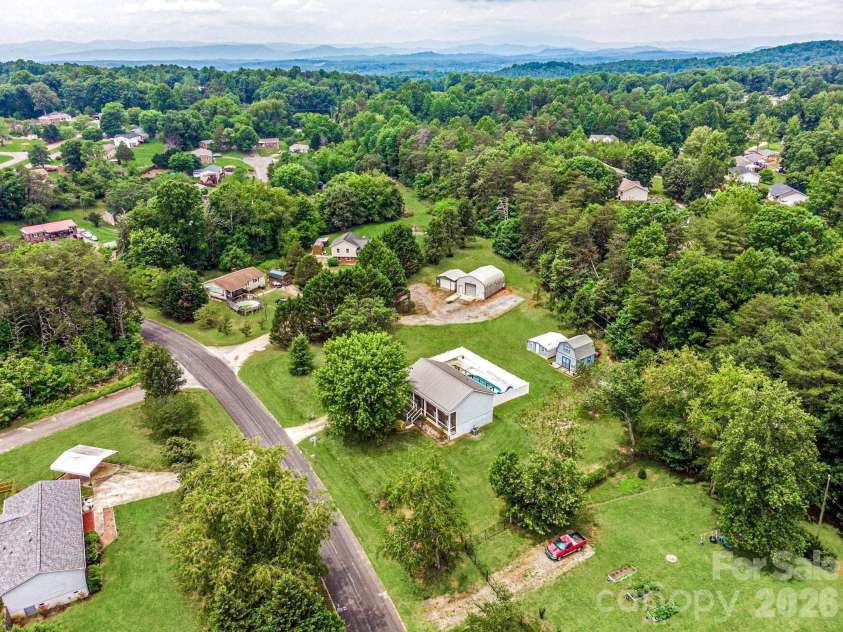 2681 Tumbleweed Drive, Lenoir, NC 28645.  MLS# CAR4362488, YatesRealty ID 22737. 
