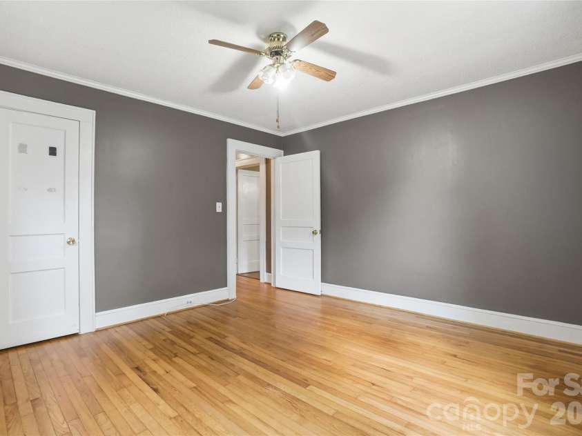 208 Jackson Terrace, Clover, SC 29710.  MLS# CAR4371791, YatesRealty ID 22738. 