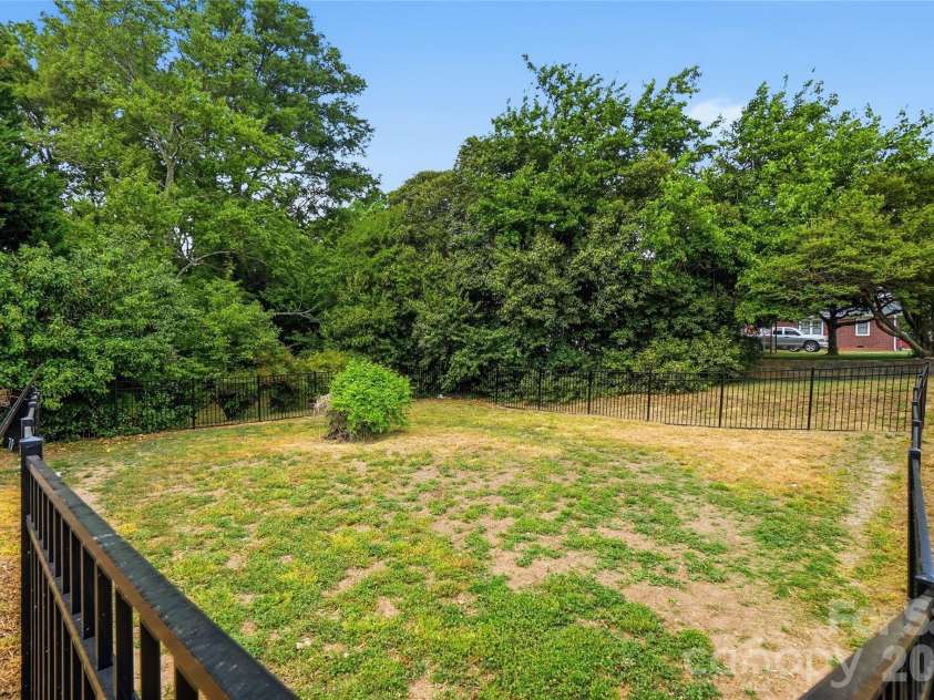 208 Jackson Terrace, Clover, SC 29710.  MLS# CAR4371791, YatesRealty ID 22738. 
