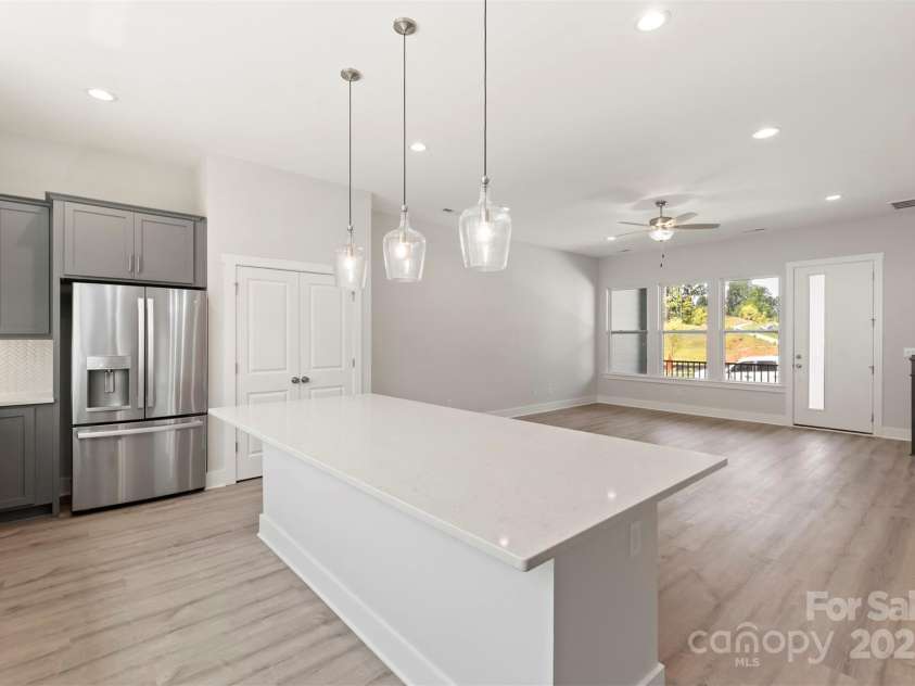 413 Prine Place, Charlotte, NC 28213.  MLS# CAR4112669, YatesRealty ID 22738. Kitchen/Living/Dining