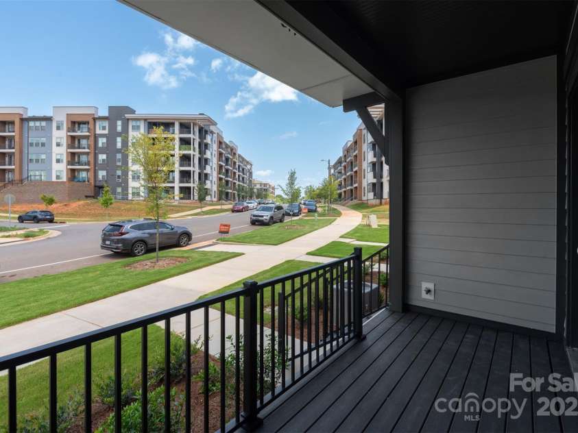 413 Prine Place, Charlotte, NC 28213.  MLS# CAR4112669, YatesRealty ID 22738. Terrace