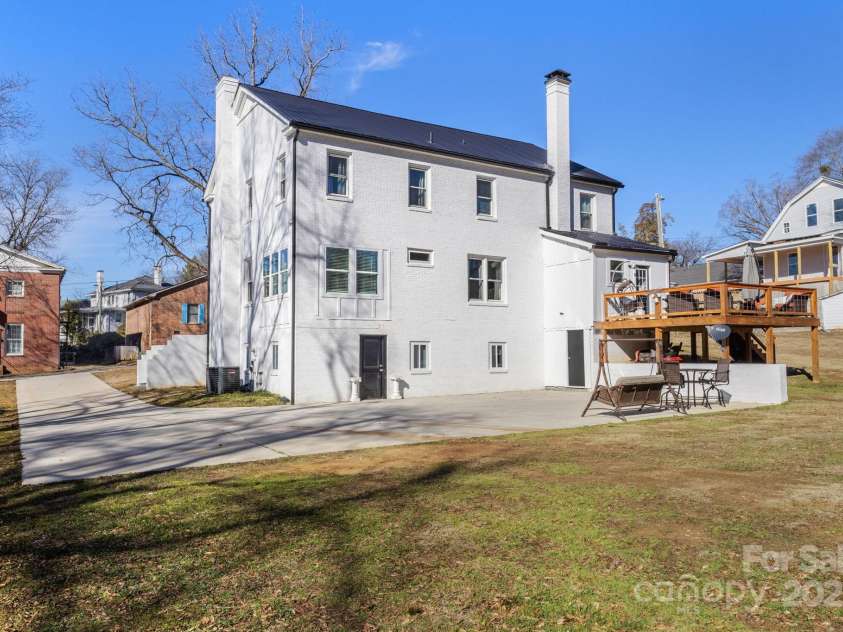 303 Greene Street, Wadesboro, NC 28170.  MLS# CAR4216976, YatesRealty ID 2274. 