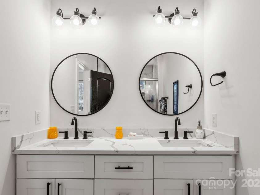 303 Greene Street, Wadesboro, NC 28170.  MLS# CAR4216976, YatesRealty ID 2274. Primary Bathroom