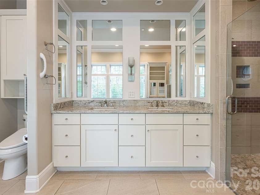 5 Cleftridge Court, Asheville, NC 28803.  MLS# CAR4347455, YatesRealty ID 2274. 