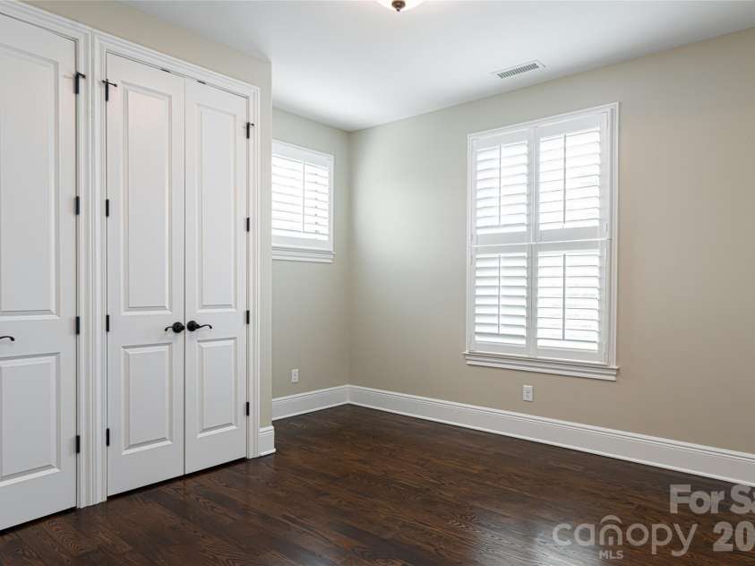 5 Cleftridge Court, Asheville, NC 28803.  MLS# CAR4347455, YatesRealty ID 2274. 