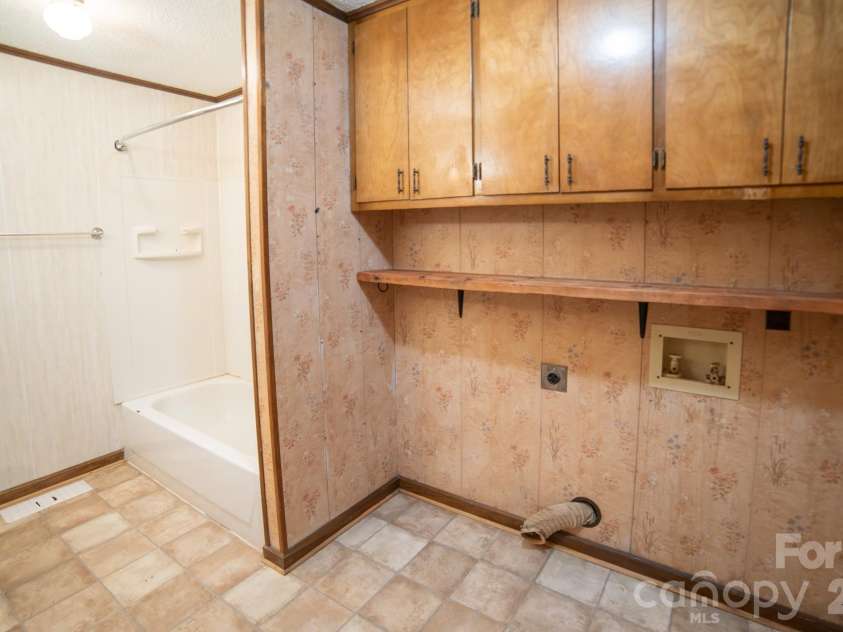 7340 Downs Avenue, Connelly Springs, NC 28612.  MLS# CAR4336042, YatesRealty ID 2274. 