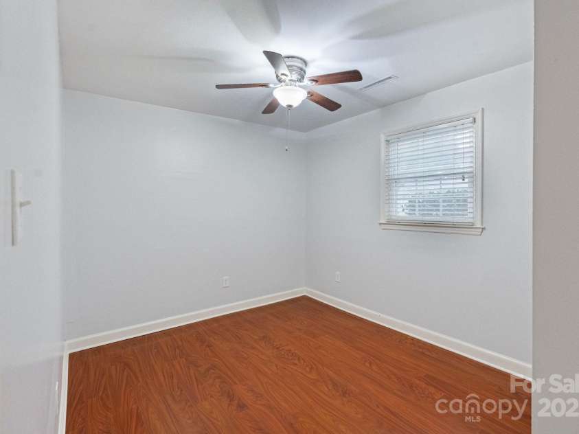 3808 Severn Avenue, Charlotte, NC 28210.  MLS# CAR4234793, YatesRealty ID 22740. 