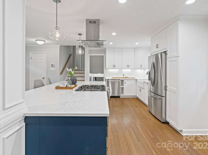 3808 Severn Avenue, Charlotte, NC 28210.  MLS# CAR4234793, YatesRealty ID 22740. 