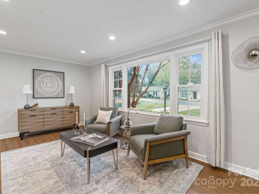 3808 Severn Avenue, Charlotte, NC 28210.  MLS# CAR4234793, YatesRealty ID 22740. 