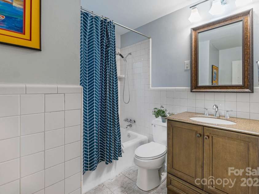 3808 Severn Avenue, Charlotte, NC 28210.  MLS# CAR4234793, YatesRealty ID 22740. 