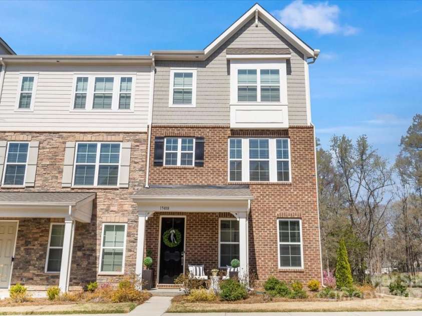 15018 Camus Court, Charlotte, NC 28227.  MLS# CAR4239703, YatesRealty ID 22741. Front