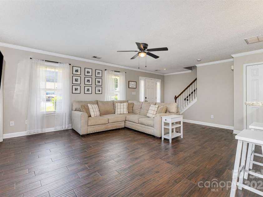 197 Devon Forest Drive, Mooresville, NC 28115.  MLS# CAR4257571, YatesRealty ID 22744. 