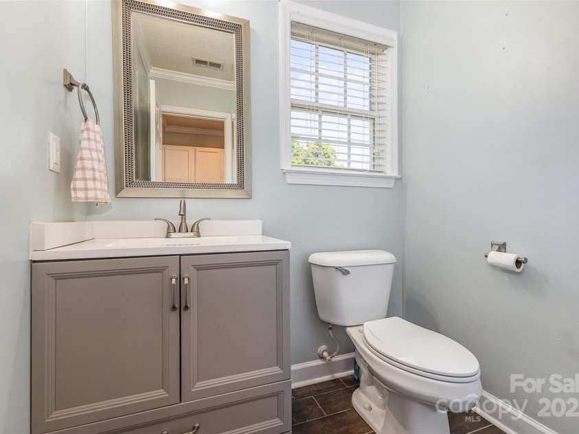 197 Devon Forest Drive, Mooresville, NC 28115.  MLS# CAR4257571, YatesRealty ID 22744. 