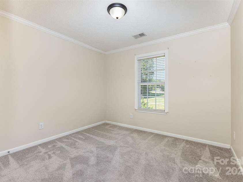 197 Devon Forest Drive, Mooresville, NC 28115.  MLS# CAR4257571, YatesRealty ID 22744. 