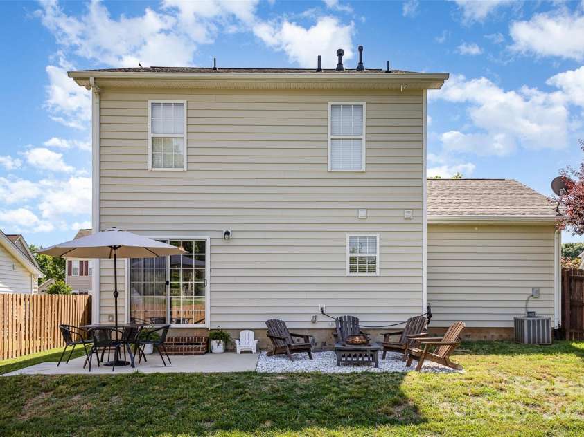 197 Devon Forest Drive, Mooresville, NC 28115.  MLS# CAR4257571, YatesRealty ID 22744. 