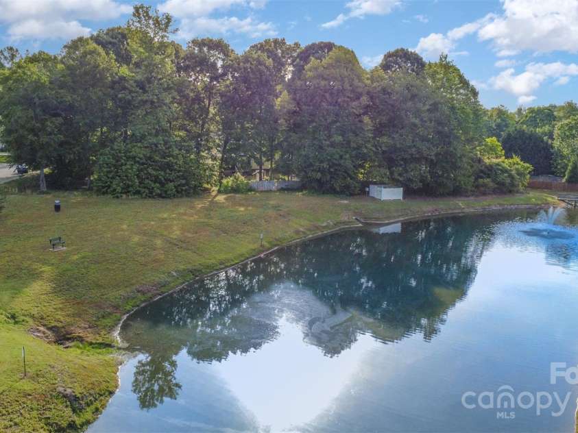 197 Devon Forest Drive, Mooresville, NC 28115.  MLS# CAR4257571, YatesRealty ID 22744. 