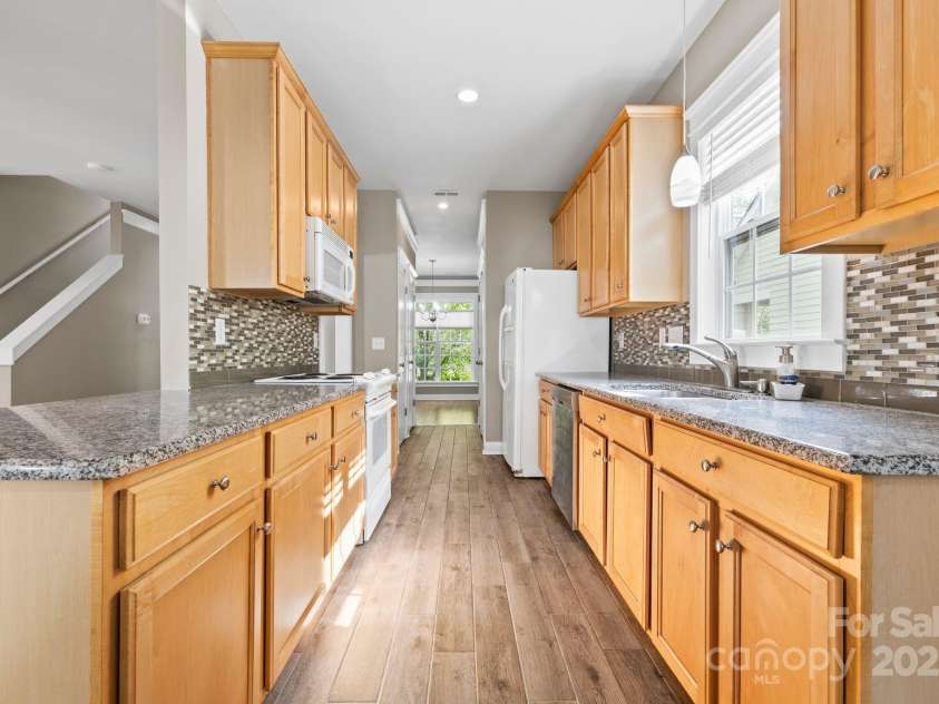 132 Morehouse Avenue, Mooresville, NC 28117.  MLS# CAR4258974, YatesRealty ID 22745. 