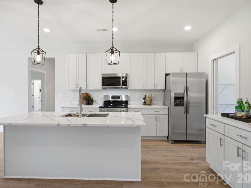 1213 Creekside Drive, Conover, NC 28613.  MLS# CAR4404512, YatesRealty ID 22746. 
