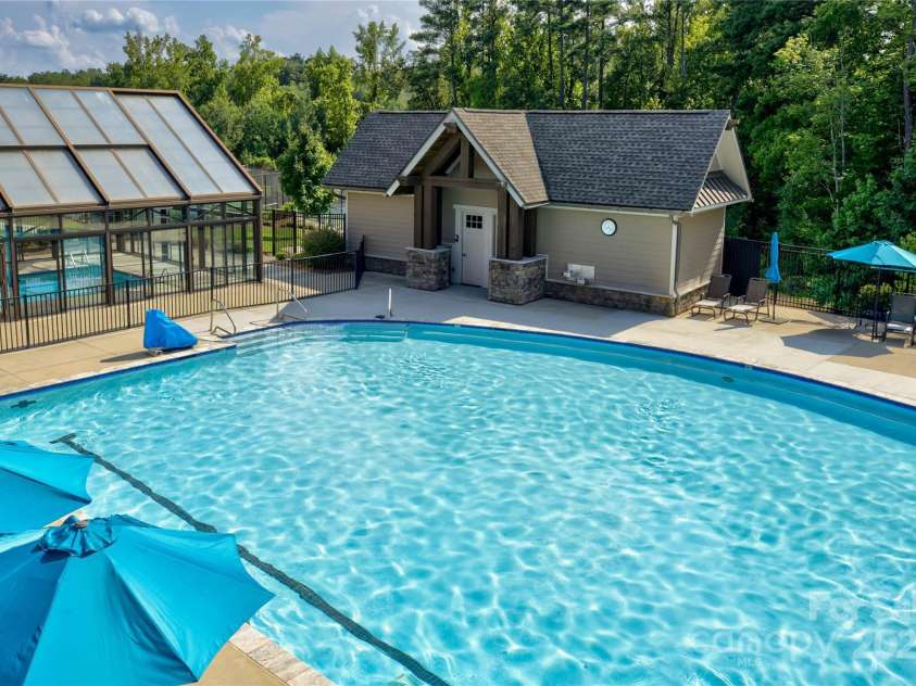 14503 Crest Court, Charlotte, NC 28278.  MLS# CAR4258571, YatesRealty ID 22747. Amenities, indoor and outdoor pool