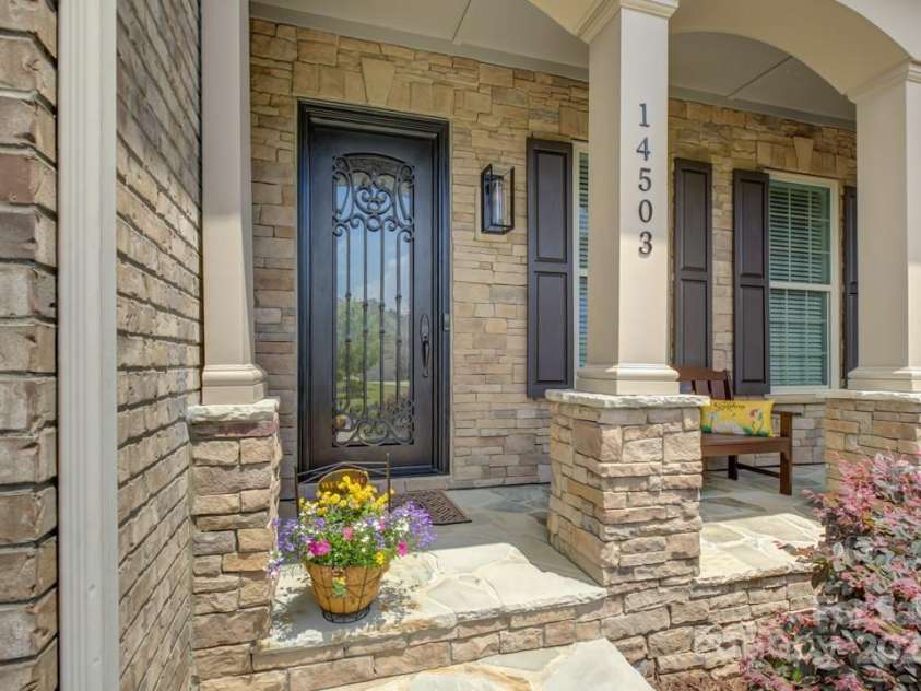 14503 Crest Court, Charlotte, NC 28278.  MLS# CAR4258571, YatesRealty ID 22747. Stunning front metal door