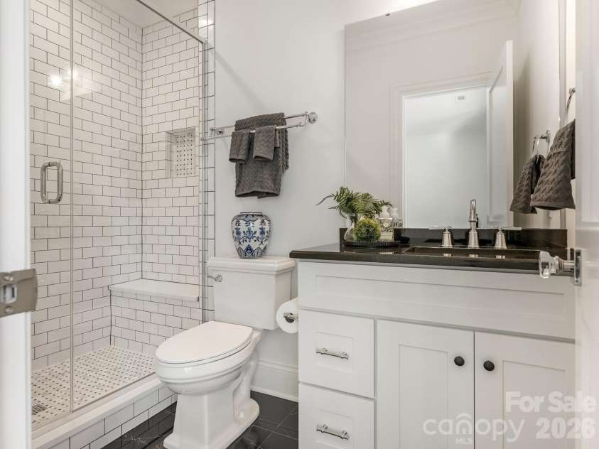 405 Audrey Place, Charlotte, NC 28226.  MLS# CAR4370807, YatesRealty ID 22747. Full Bath