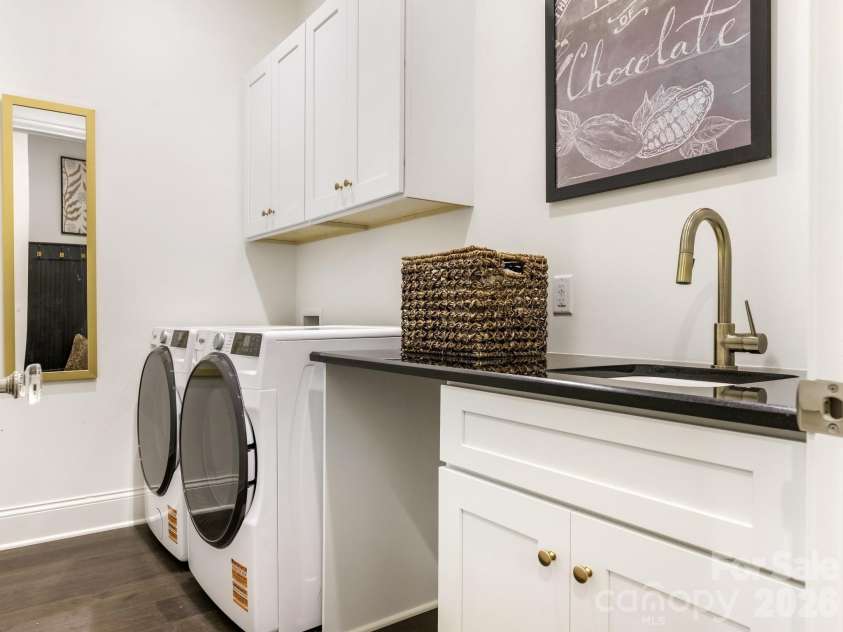 405 Audrey Place, Charlotte, NC 28226.  MLS# CAR4370807, YatesRealty ID 22747. Laundry Room