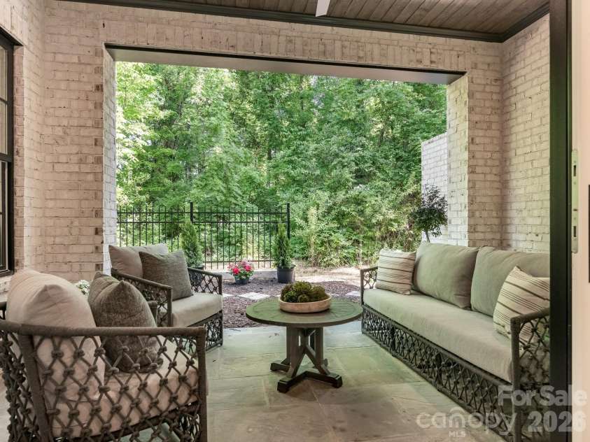 405 Audrey Place, Charlotte, NC 28226.  MLS# CAR4370807, YatesRealty ID 22747. Private Patio