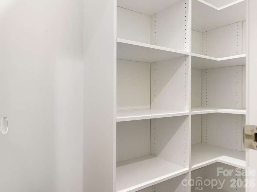 405 Audrey Place, Charlotte, NC 28226.  MLS# CAR4370807, YatesRealty ID 22747. Upper Hall Closet