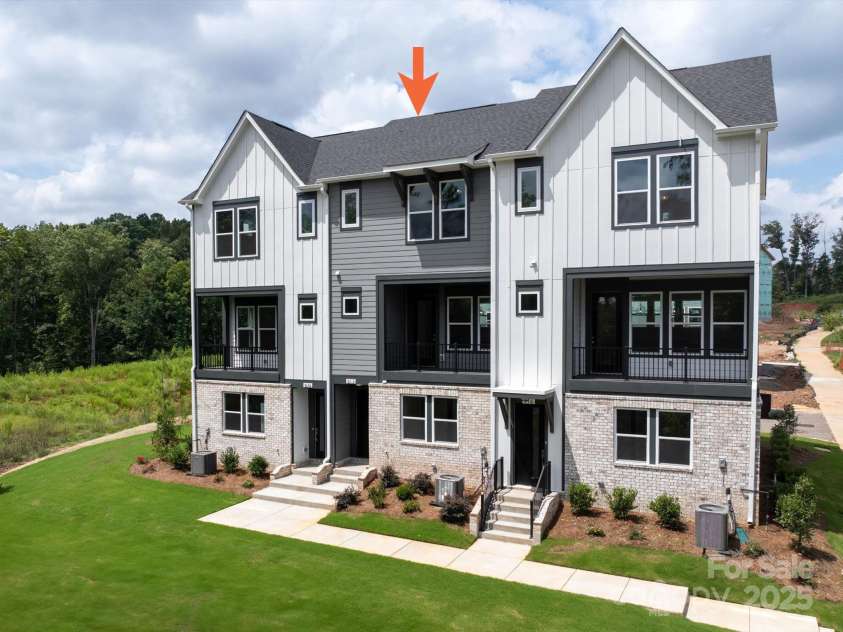 412 Nathaniel Way, Charlotte, NC 28213.  MLS# CAR4252865, YatesRealty ID 22748. 