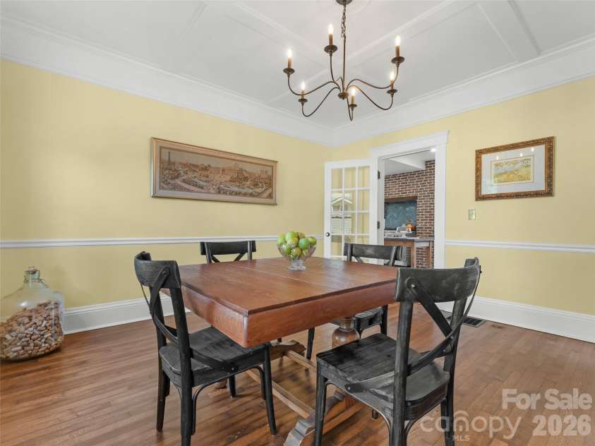 505 Country Club Road, Brevard, NC 28712.  MLS# CAR4311828, YatesRealty ID 2275. 