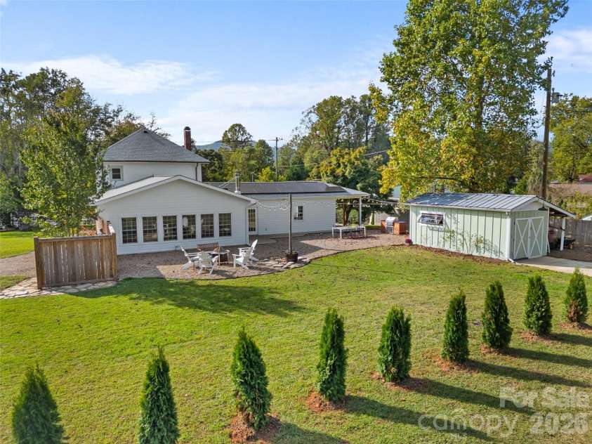 505 Country Club Road, Brevard, NC 28712.  MLS# CAR4311828, YatesRealty ID 2275. 