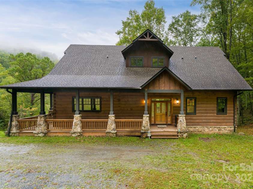 635 Whisper Mountain Drive, Leicester, NC 28748.  MLS# CAR4302796, YatesRealty ID 2275. 