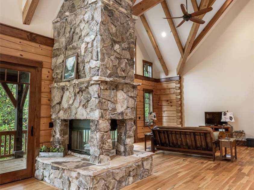 635 Whisper Mountain Drive, Leicester, NC 28748.  MLS# CAR4302796, YatesRealty ID 2275. 