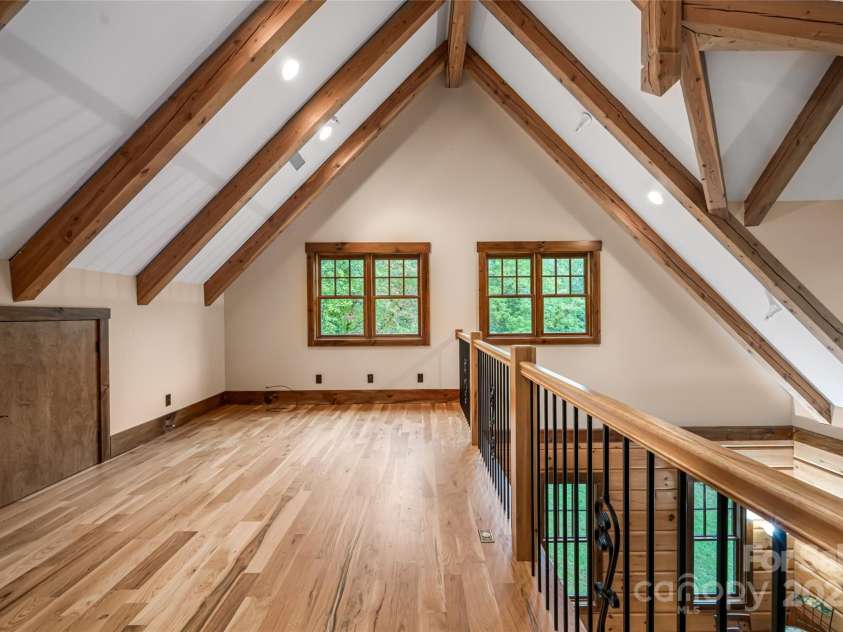 635 Whisper Mountain Drive, Leicester, NC 28748.  MLS# CAR4302796, YatesRealty ID 2275. Office nook in upstairs loft