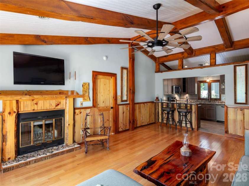 408 Windswept Drive, Asheville, NC 28801.  MLS# CAR4374241, YatesRealty ID 22750. 