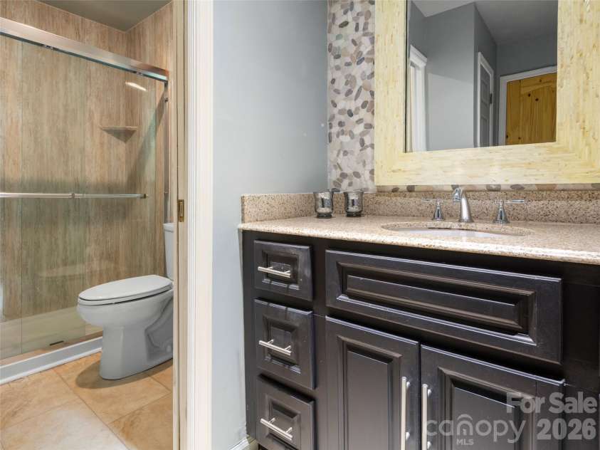 408 Windswept Drive, Asheville, NC 28801.  MLS# CAR4374241, YatesRealty ID 22750. 