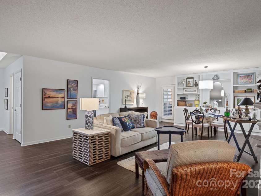 55 Diamond Ridge Lane, Columbus, NC 28722.  MLS# CAR4311439, YatesRealty ID 22751. 