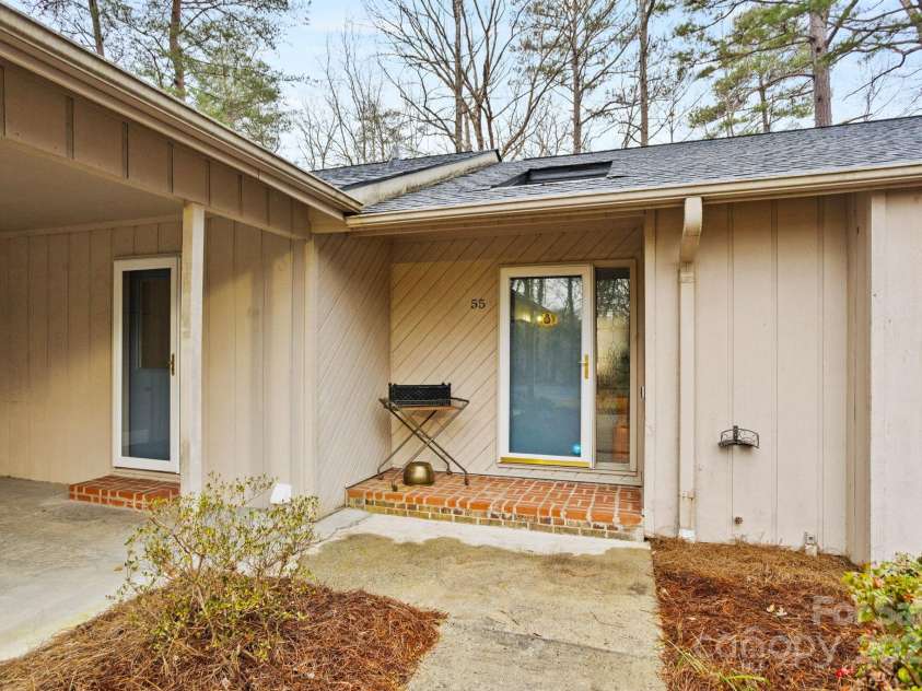 55 Diamond Ridge Lane, Columbus, NC 28722.  MLS# CAR4311439, YatesRealty ID 22751. 