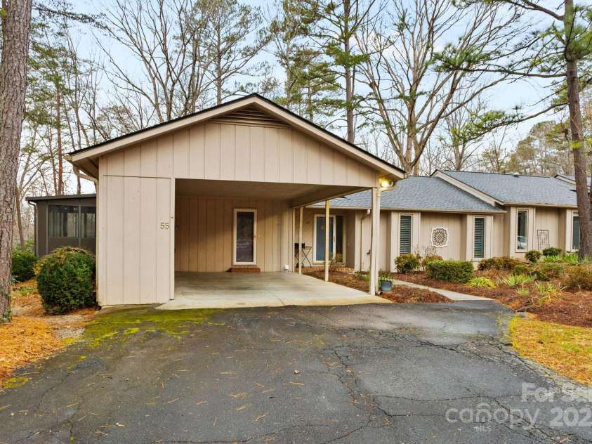 55 Diamond Ridge Lane, Columbus, NC 28722.  MLS# CAR4311439, YatesRealty ID 22751. 