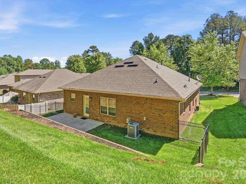 6144 Silver Chime Way, Huntersville, NC 28078.  MLS# CAR4379703, YatesRealty ID 22751. Back View