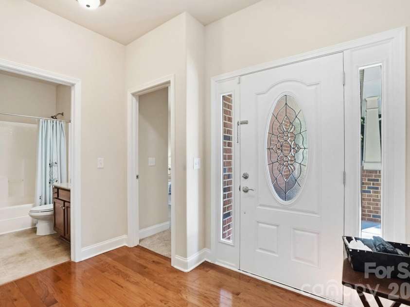 6144 Silver Chime Way, Huntersville, NC 28078.  MLS# CAR4379703, YatesRealty ID 22751. Entry