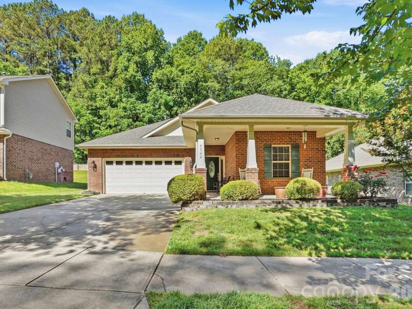 6144 Silver Chime Way, Huntersville, NC 28078.  MLS# CAR4379703, YatesRealty ID 22751. Welcome Home!