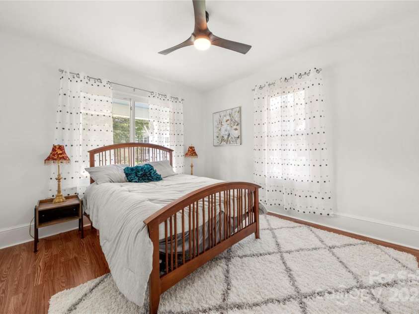 124 Marion Street, Clover, SC 29710.  MLS# CAR4270324, YatesRealty ID 22754. 