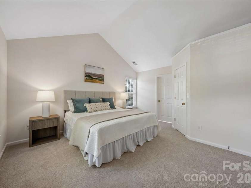 2520 Thornfield Road, Charlotte, NC 28273.  MLS# CAR4381787, YatesRealty ID 22754. Primary Suite