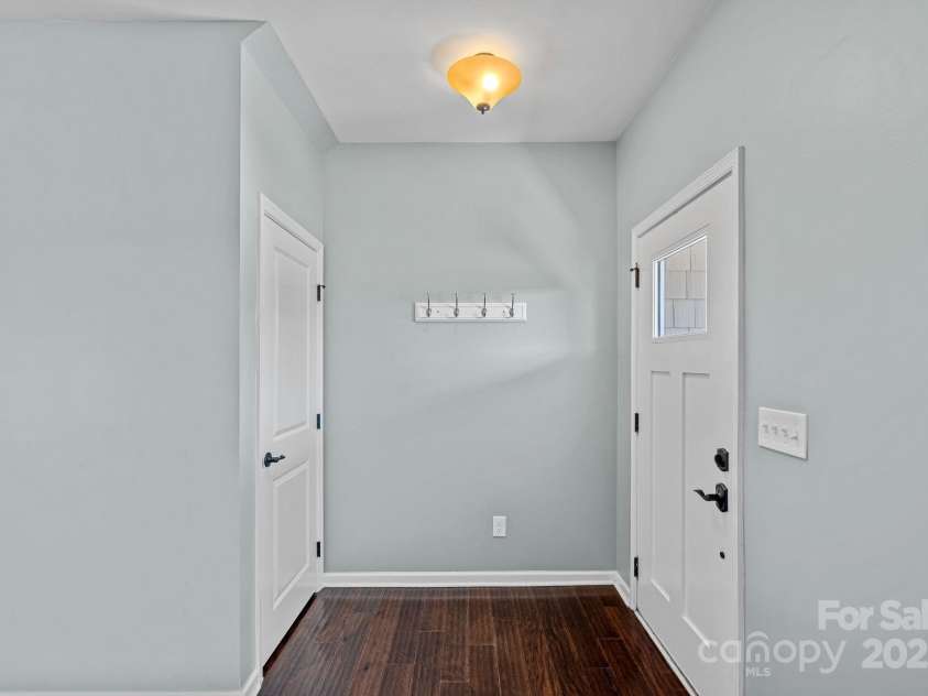 321 Almora Loop, Mooresville, NC 28115.  MLS# CAR4269481, YatesRealty ID 22755. Entry coat closet