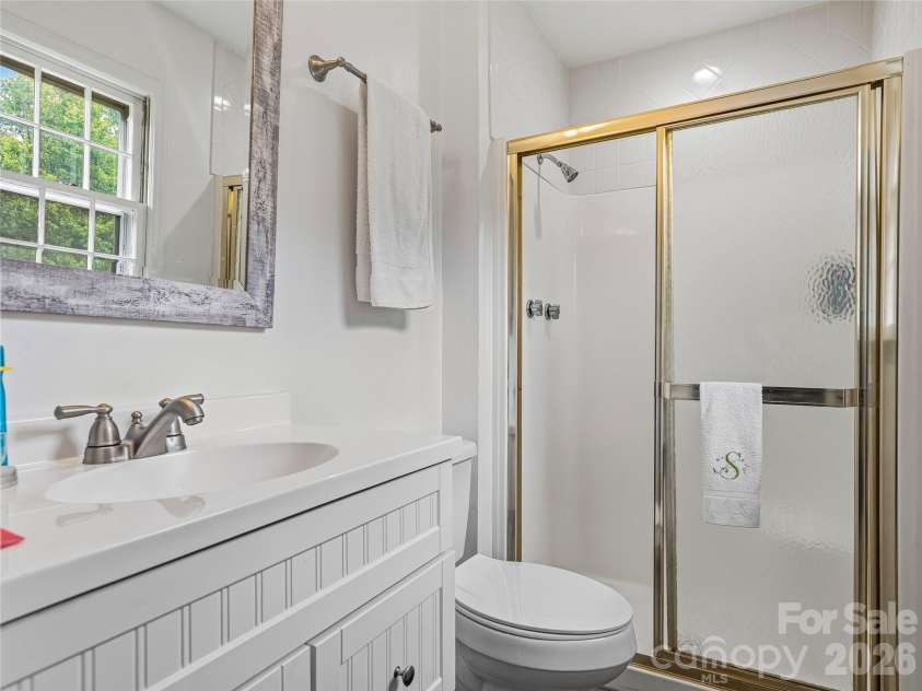 208 Applecross Lane, Hendersonville, NC 28791.  MLS# CAR4381459, YatesRealty ID 22756. 