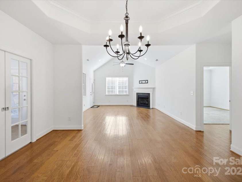 2369 Stardust Court, Denver, NC 28037.  MLS# CAR4272602, YatesRealty ID 22758. Dining Area